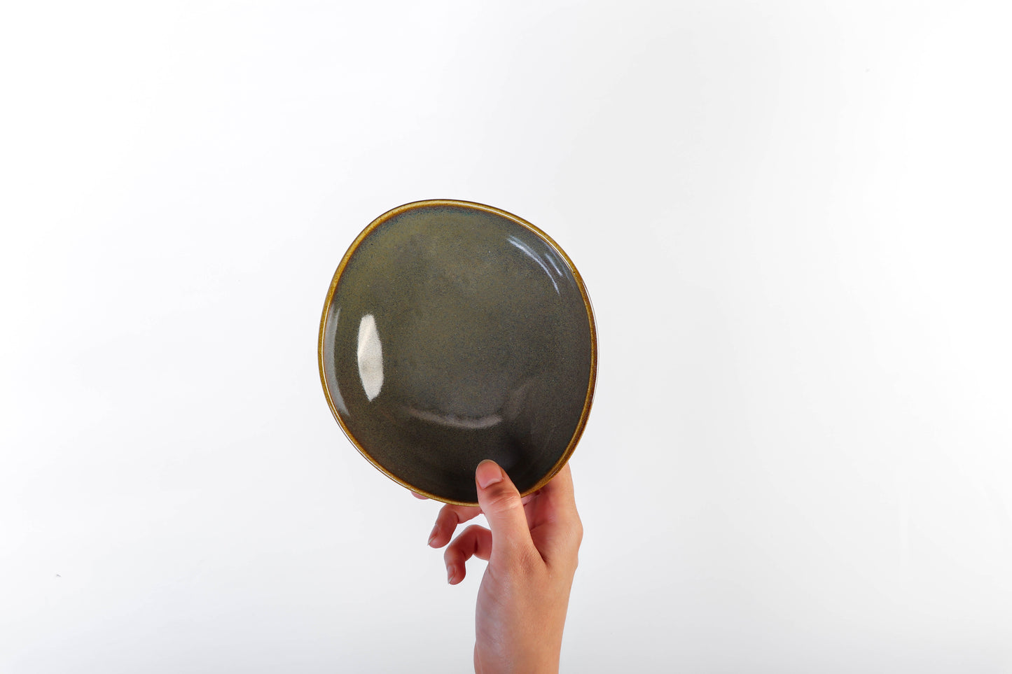 Reactive Glaze Brown Dinner - 18 pieces - R40