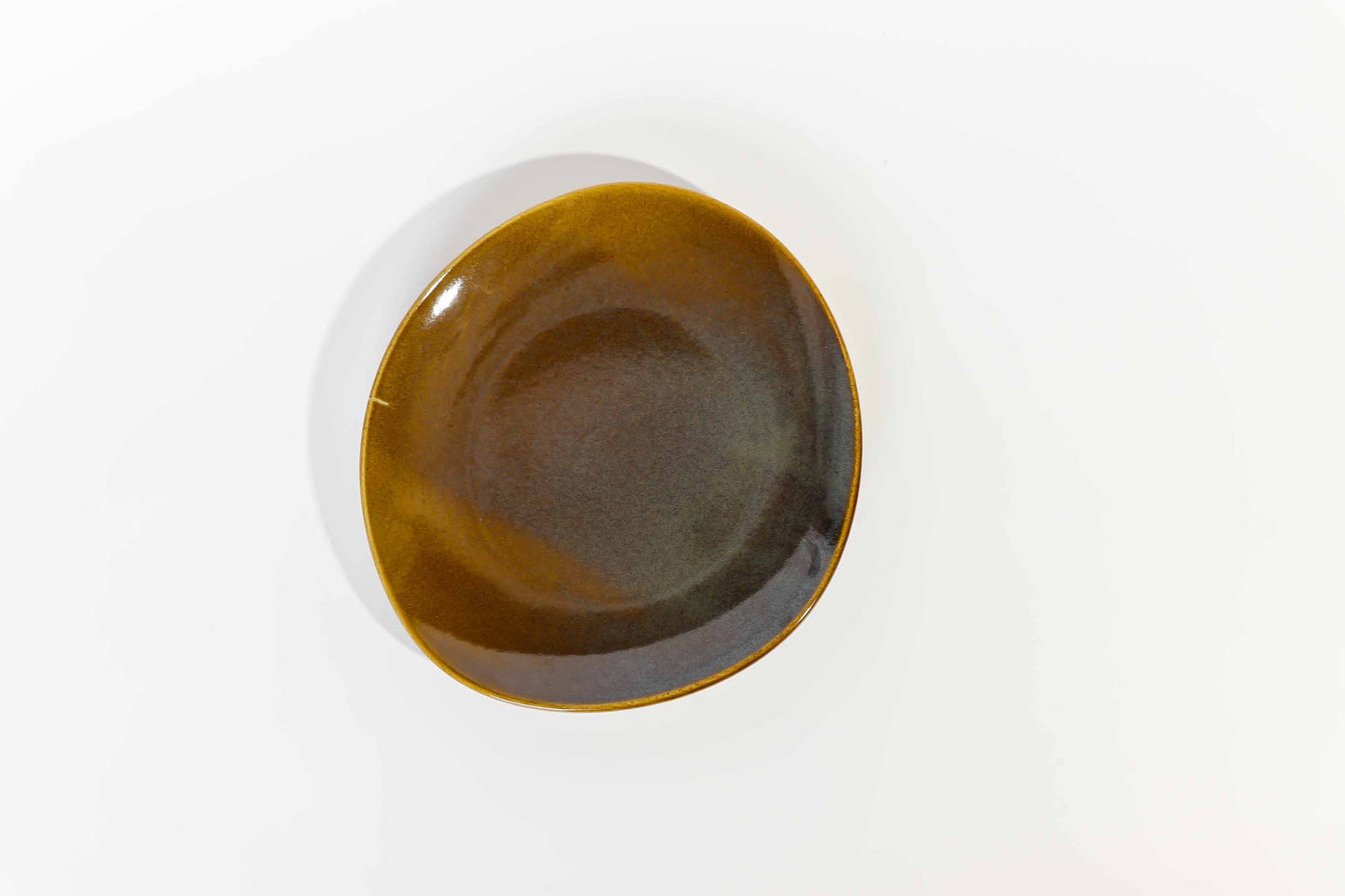 Reactive Glaze Brown Dinner - 18 pieces - R40